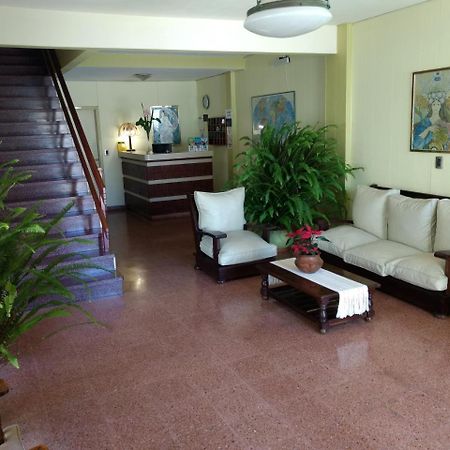 Hotel Acuario Mar de Ajó 外观 照片