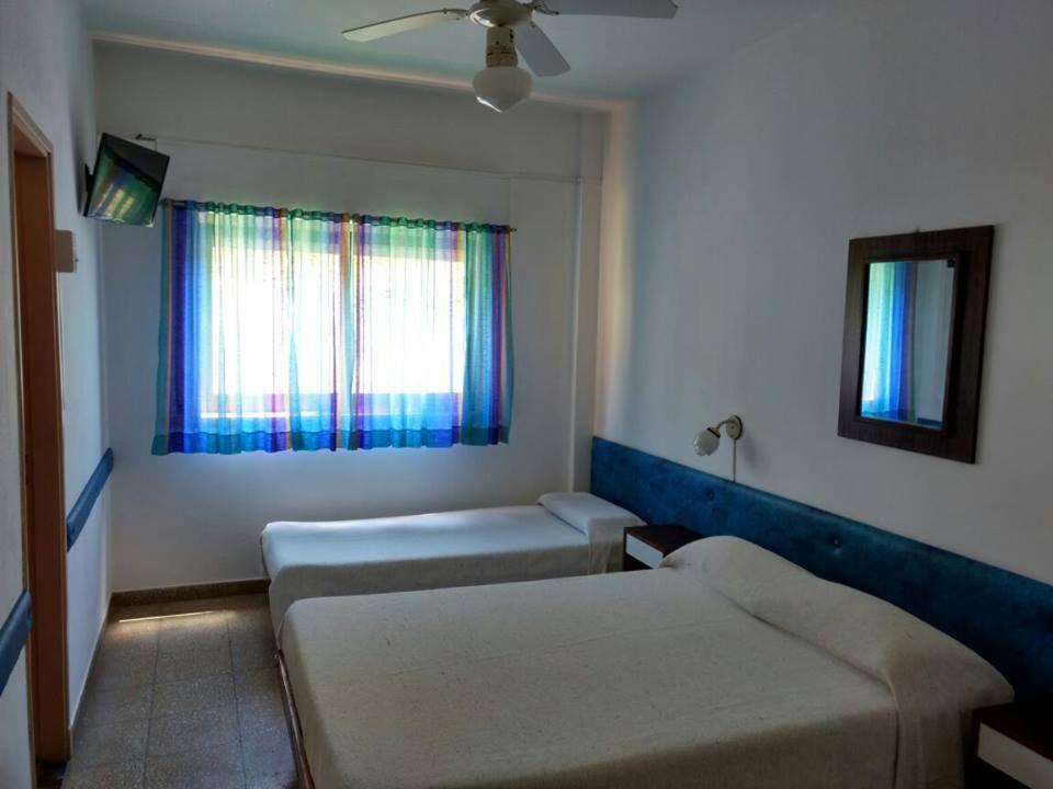 Hotel Acuario Mar de Ajó 外观 照片