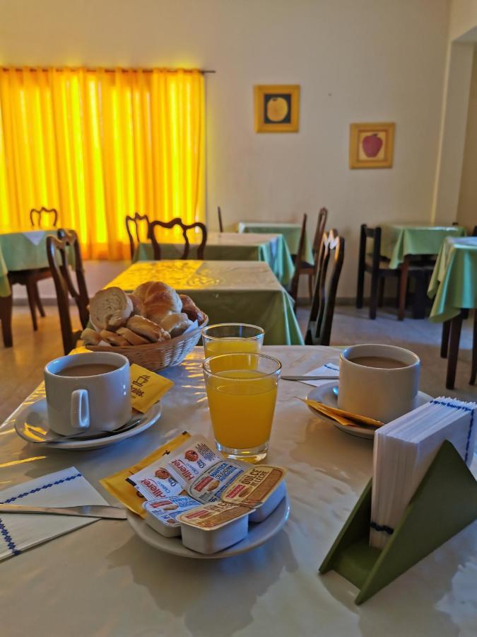 Hotel Acuario Mar de Ajó 外观 照片